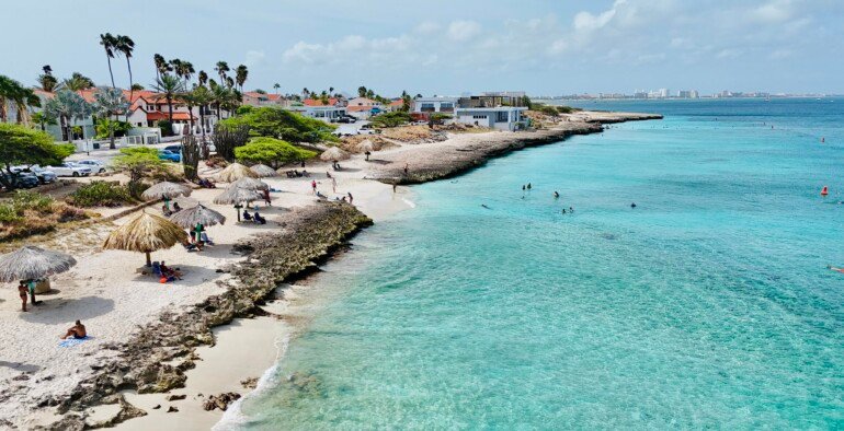 🏝️ Boca Catalina: Calm Waters and Colorful Marine Life
