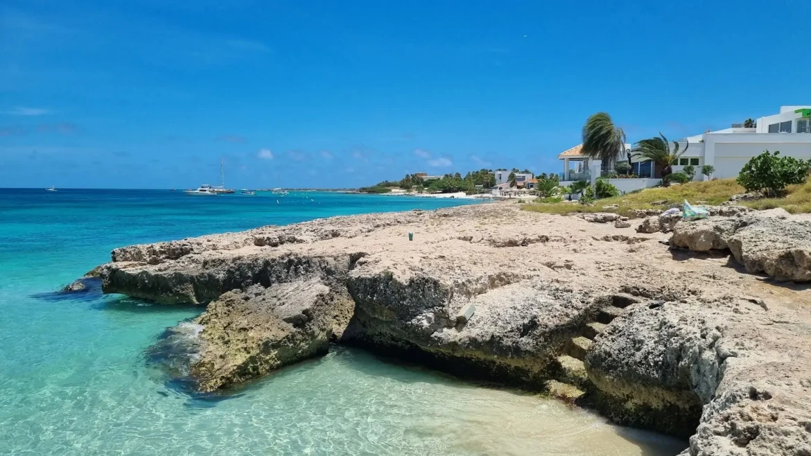 🌊 Malmok Beach: Aruba’s Hidden Snorkeling Gem